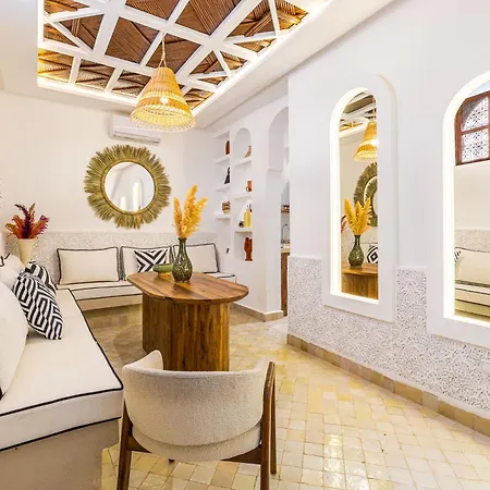 Riad B&Z Privatif Avec Piscine Et Petit Dejeuner Offert Marrakesh Buitenkant foto